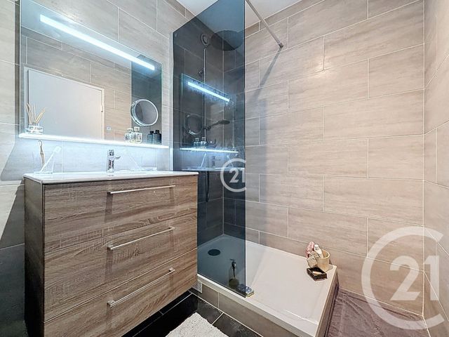 Appartement F3 &agrave; vendre - 3 pi&egrave;ces - 77,40 m2 - Montreuil - 93 - ILE-DE-FRANCE