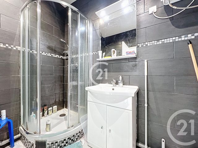 Immeuble à vendre - 322,34 m2 - Montreuil - 93 - ILE-DE-FRANCE