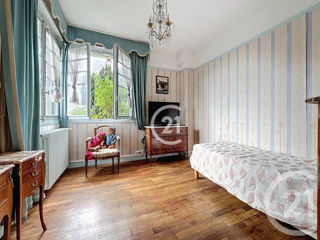 Maison à vendre - 7 pièces - 140 m2 - Montreuil - 93 - ILE-DE-FRANCE