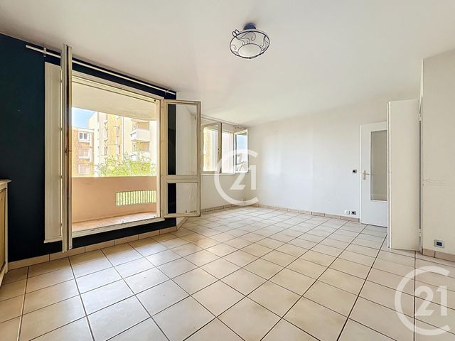 Appartement F4 à vendre - 4 pièces - 85,26 m2 - Montreuil - 93 - ILE-DE-FRANCE