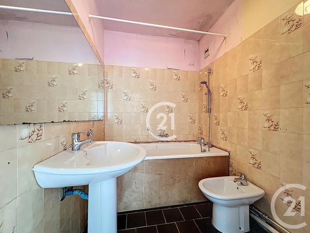 Appartement F4 à vendre - 4 pièces - 85,26 m2 - Montreuil - 93 - ILE-DE-FRANCE