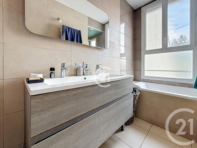 Appartement Autre &agrave; vendre - 4 pi&egrave;ces - 76,39 m2 - Montreuil - 93 - ILE-DE-FRANCE