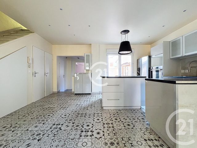 Afficher la photo en grand Maison à vendre - 6 pièces - 98,27 m2 - Montreuil - 93 - ILE-DE-FRANCE