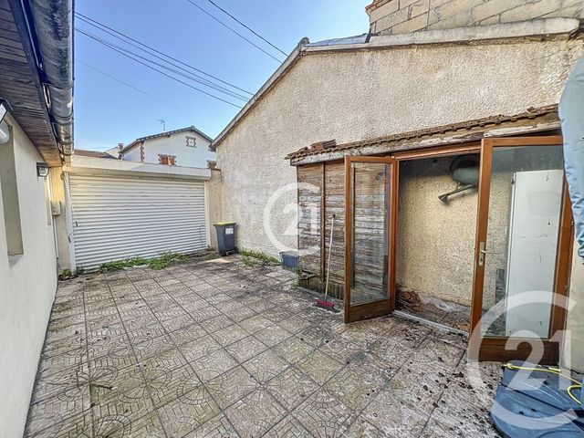 Afficher la photo en grand Maison à vendre - 6 pièces - 98,27 m2 - Montreuil - 93 - ILE-DE-FRANCE