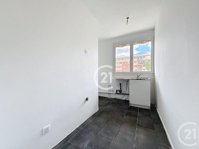 Appartement F4 à vendre - 4 pièces - 63,29 m2 - Montreuil - 93 - ILE-DE-FRANCE