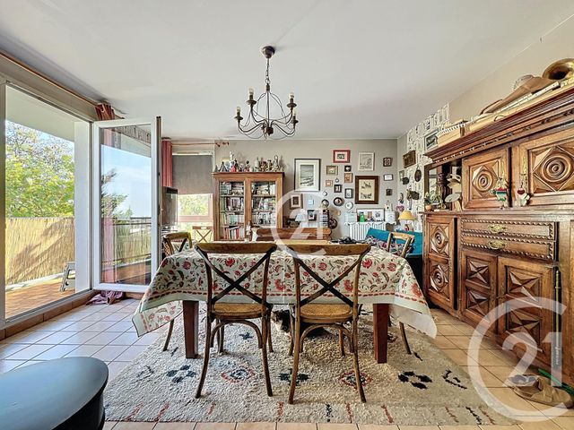 Appartement F4 à vendre - 4 pièces - 69,27 m2 - Montreuil - 93 - ILE-DE-FRANCE