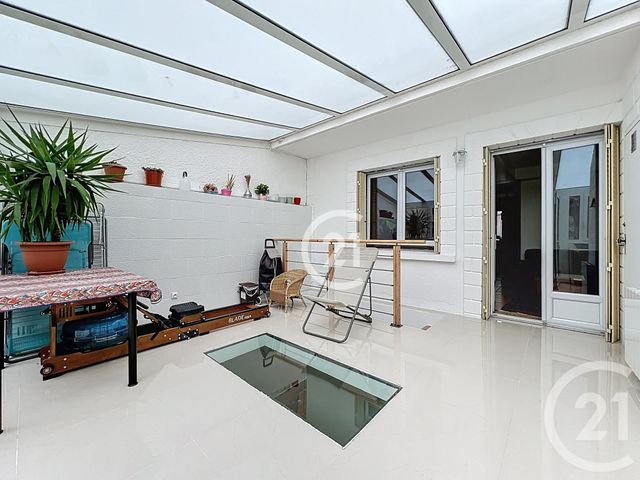 Afficher la photo en grand Maison à vendre - 5 pièces - 115 m2 - Montreuil - 93 - ILE-DE-FRANCE