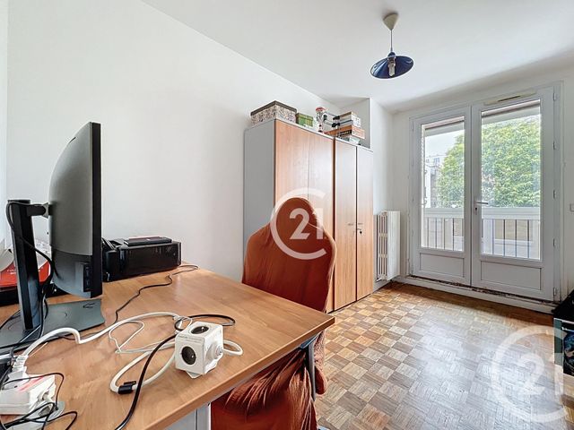 Afficher la photo en grand Maison à vendre - 5 pièces - 115 m2 - Montreuil - 93 - ILE-DE-FRANCE