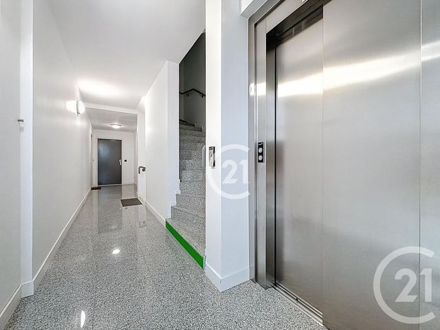 Appartement F3 à vendre - 3 pièces - 70,50 m2 - Montreuil - 93 - ILE-DE-FRANCE