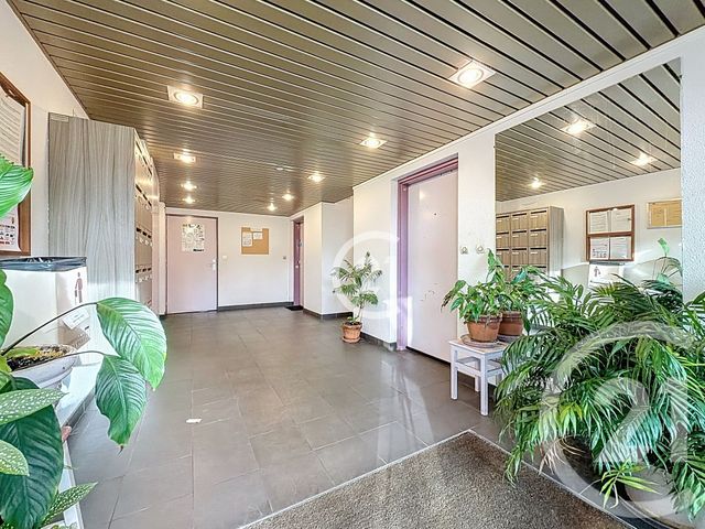 Appartement F2 à vendre - 2 pièces - 37,79 m2 - Rosny Sous Bois - 93 - ILE-DE-FRANCE