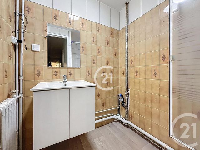 Appartement F4 à vendre - 4 pièces - 61 m2 - Montreuil - 93 - ILE-DE-FRANCE