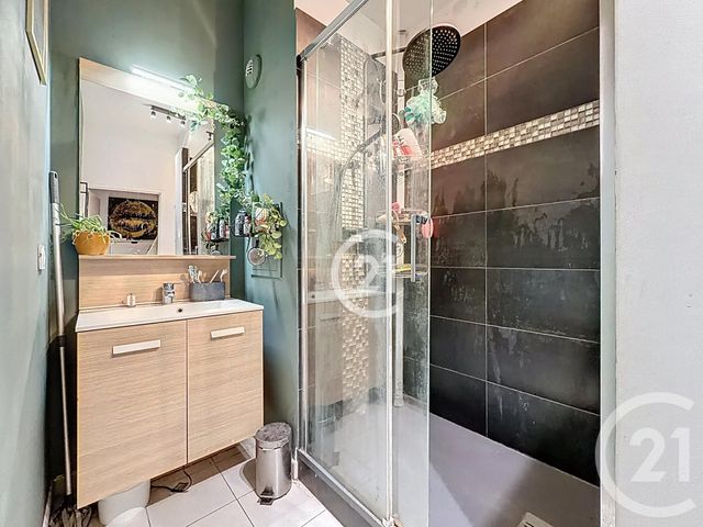 Appartement F4 &agrave; vendre - 4 pi&egrave;ces - 74,05 m2 - Montreuil - 93 - ILE-DE-FRANCE