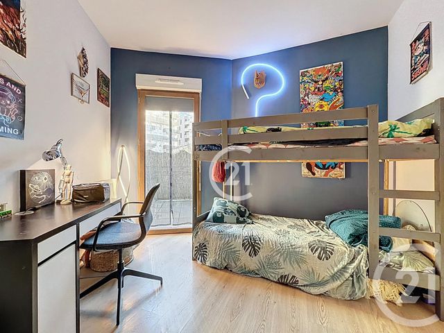 Appartement F4 &agrave; vendre - 4 pi&egrave;ces - 74,05 m2 - Montreuil - 93 - ILE-DE-FRANCE