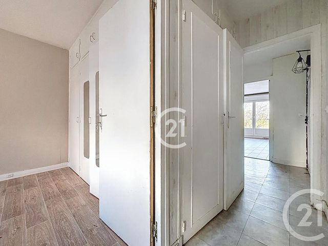 Appartement F2 &agrave; louer - 2 pi&egrave;ces - 41,73 m2 - Drancy - 93 - ILE-DE-FRANCE