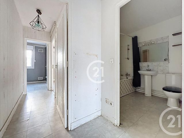 Appartement F2 &agrave; louer - 2 pi&egrave;ces - 41,73 m2 - Drancy - 93 - ILE-DE-FRANCE