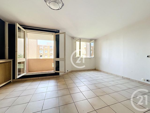 Appartement F4 &agrave; vendre - 4 pi&egrave;ces - 85,26 m2 - Montreuil - 93 - ILE-DE-FRANCE