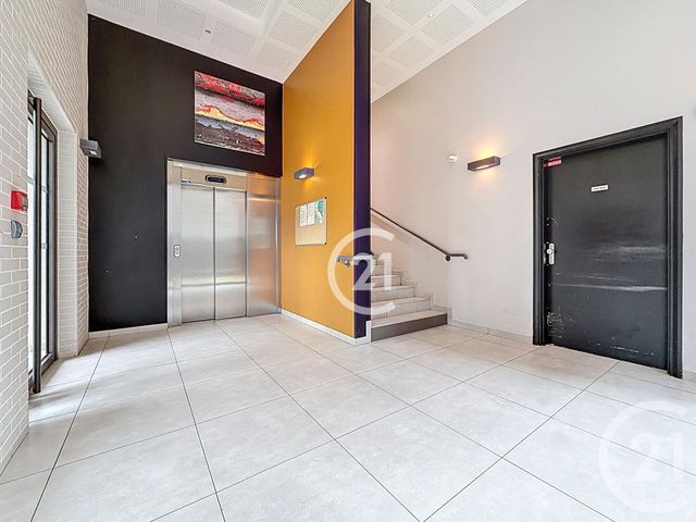 Appartement Duplex &agrave; vendre - 3 pi&egrave;ces - 65,82 m2 - Montreuil - 93 - ILE-DE-FRANCE