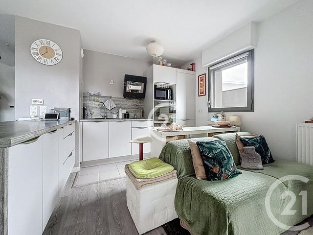 Appartement Duplex &agrave; vendre - 3 pi&egrave;ces - 65,82 m2 - Montreuil - 93 - ILE-DE-FRANCE