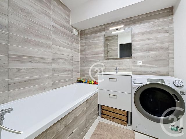 Appartement F4 &agrave; vendre - 4 pi&egrave;ces - 80,20 m2 - Montreuil - 93 - ILE-DE-FRANCE