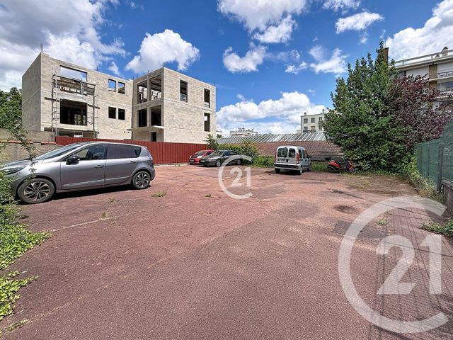 Parking &agrave; vendre - 12 m2 - Montreuil - 93 - ILE-DE-FRANCE
