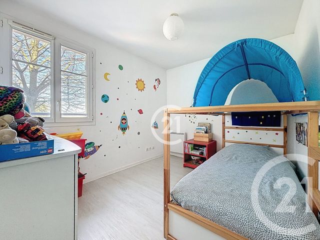 Appartement &agrave; louer - 4 pi&egrave;ces - 88 m2 - Noisy Le Sec - 93 - ILE-DE-FRANCE