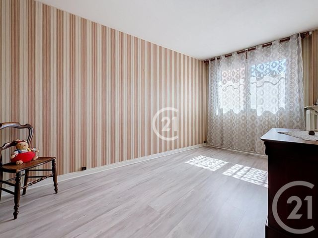 Appartement F3 &agrave; vendre - 3 pi&egrave;ces - 65,99 m2 - Montreuil - 93 - ILE-DE-FRANCE