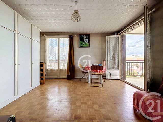 Appartement F1 à vendre MONTREUIL