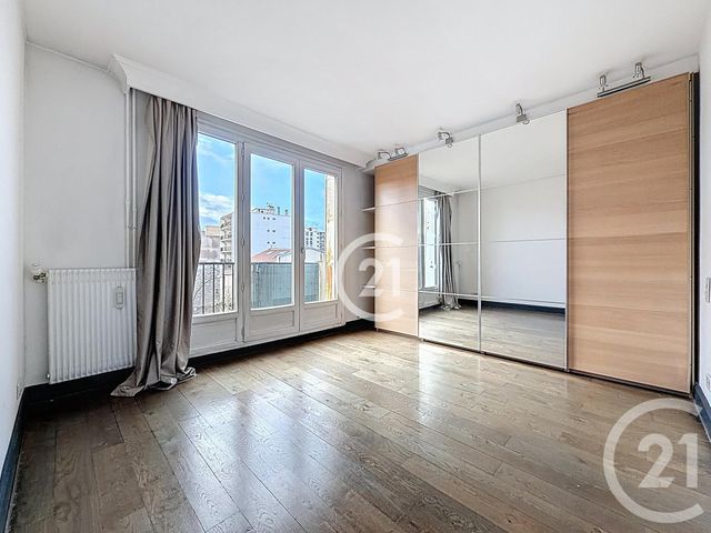 Appartement Duplex à vendre - 5 pièces - 130,86 m2 - Montreuil - 93 - ILE-DE-FRANCE