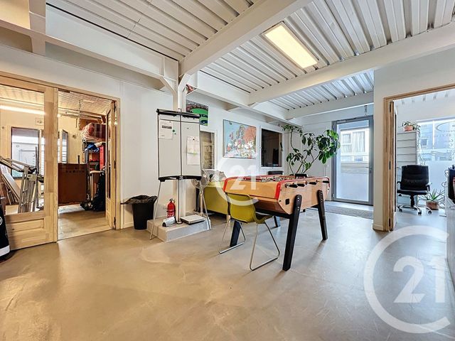 Appartement Local à vendre - 3 pièces - 130 m2 - Montreuil - 93 - ILE-DE-FRANCE