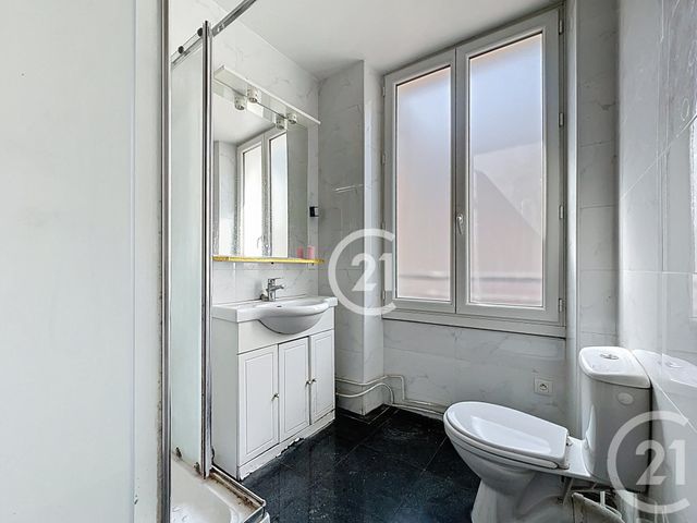 Afficher la photo en grand Appartement F3 à vendre - 3 pièces - 63,55 m2 - Montreuil - 93 - ILE-DE-FRANCE