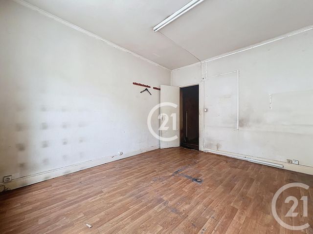 Afficher la photo en grand Appartement F3 à vendre - 3 pièces - 63,55 m2 - Montreuil - 93 - ILE-DE-FRANCE