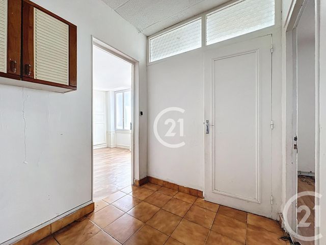 Afficher la photo en grand Appartement F3 à vendre - 3 pièces - 63,55 m2 - Montreuil - 93 - ILE-DE-FRANCE