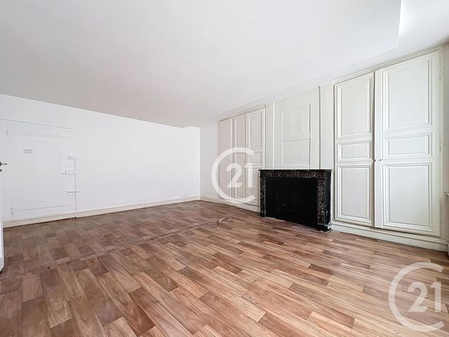 Afficher la photo en grand Appartement F3 à vendre - 3 pièces - 63,55 m2 - Montreuil - 93 - ILE-DE-FRANCE