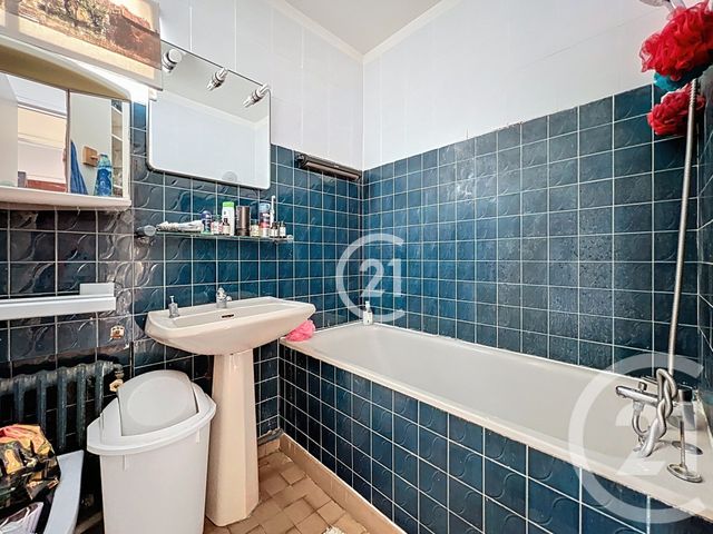 Appartement F2 à vendre - 2 pièces - 56,19 m2 - Montreuil - 93 - ILE-DE-FRANCE