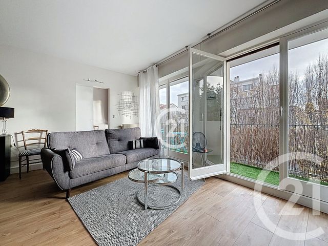 Appartement Studio à vendre - 2 pièces - 46 m2 - Montreuil - 93 - ILE-DE-FRANCE