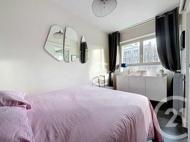 Appartement Studio à vendre - 2 pièces - 46 m2 - Montreuil - 93 - ILE-DE-FRANCE