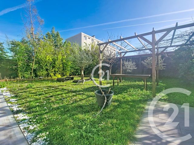 Maison &agrave; vendre - 7 pi&egrave;ces - 280 m2 - St Maur Des Fosses - 94 - ILE-DE-FRANCE