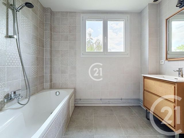Appartement F3 &agrave; vendre - 3 pi&egrave;ces - 66,95 m2 - Montreuil - 93 - ILE-DE-FRANCE
