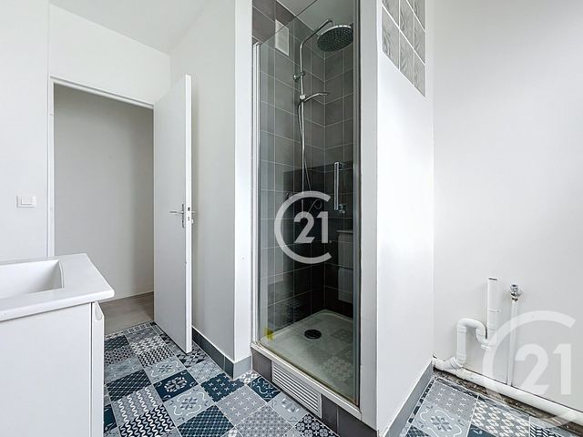 Afficher la photo en grand Appartement F2 à vendre - 3 pièces - 56,33 m2 - Montreuil - 93 - ILE-DE-FRANCE